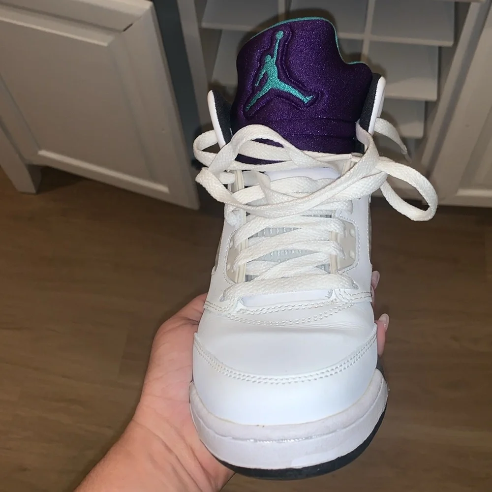 🎉SOLD🥰 Air Jordan 5 retro dark concord 6y Boys - Picture 2 of 7